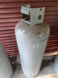 lot 38137 image: Large Propane Tank