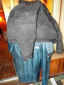lot 38163 image: Lot of XXL42L Winter Coats - Coveralls - Vintage NorthFace & Members Only
