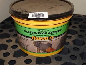lot 38094 image: 10 lb bucket of quickrete water-stop cement