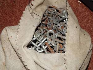 lot 38109 image: Bag of Chains