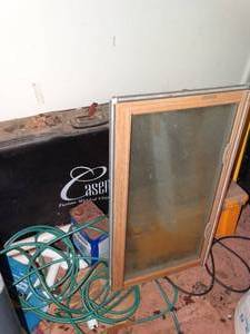 lot 38125 image: Windowcasement window display & misc.