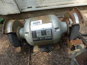 lot 38302 image: Heavy Duty Grinder