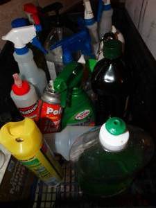 lot 38258 image: Lot of various cleaning supplies