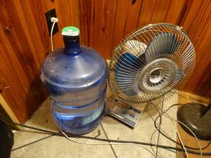 lot 38245 image: Fan & Water jug