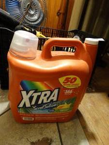 lot 38250 image: Jug of laundry detergent
