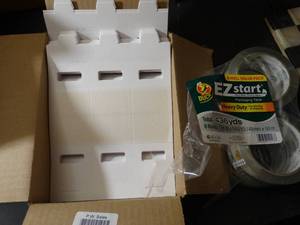 lot 38248 image: Lot of insect traps & packing tape