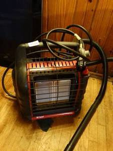 lot 38206 image: Portable Mr. Heater