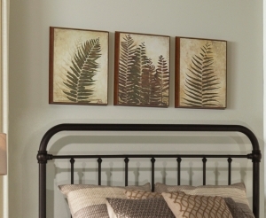 lot 19499 image: Kirkland Full  Queen Headboard