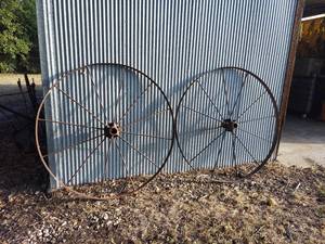 lot 1000 image: Pair of steel wagon wheels