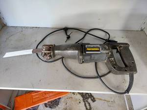 lot 1038 image: Black & Decker Reciprocating Saw
