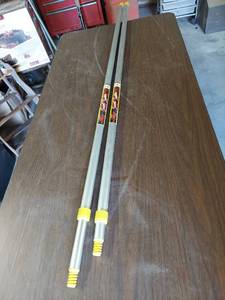 lot 1169 image: 2 telescoping handles