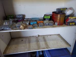 lot 1175 image: hardware on Shelf