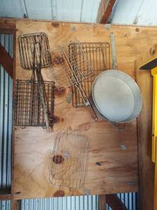 lot 1186 image: Aluminum Pan and Hot Dog Grillers