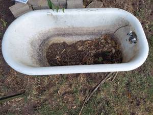 lot 1190 image: bathtub
