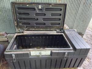 lot 1194 image: tuff box
