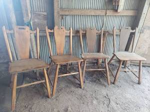 lot 1197 image: 4 maple chairs