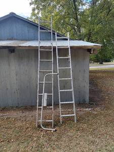 lot 1219 image: 2 Ladder sections