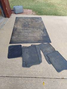 lot 1226 image: rubber mats