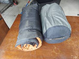 lot 1235 image: sleeping bag and pad