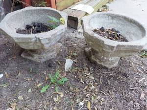 lot 1254 image: Concrete Planters - Has Cracks