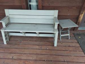 lot 1260 image: Plastic bench and table