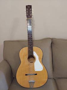 lot 1266 image: Riviera guitar