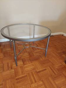 lot 1270 image: Coffee table