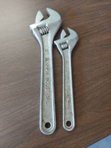 lot 1088 image: adjustable wrenches