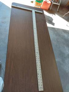 lot 1091 image: Drywall  T square