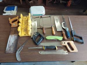 lot 1097 image: assorted saws