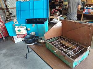 lot 1116 image: Camping Supplies - Coleman stove, fuel and pans