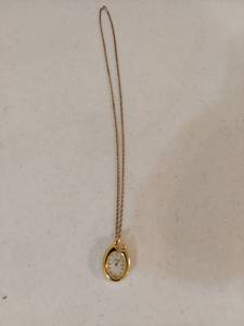 lot 1335 image: Mother and Child Timepiece Necklace