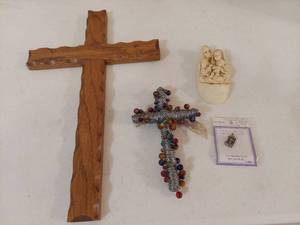 lot 1351 image: religious decor