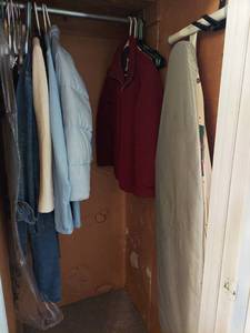 lot 1361 image: Contents of Closet - Coats