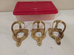 lot 1369 image: 3 brass hangers