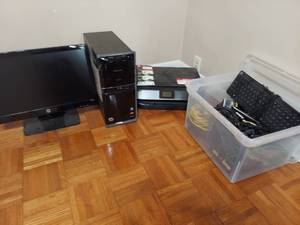 lot 1372 image: computer with printer and accessories