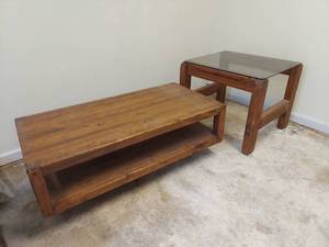 lot 1415 image: 2 tables