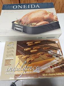 lot 1438 image: roaster and cooling rack