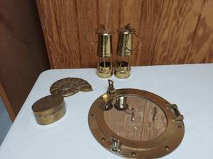 lot 1441 image: assorted brass decor - pair of lanterns and porthole mirror