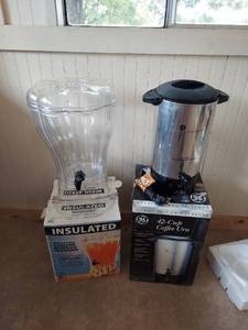 lot 5428 image: Coffee Urn and Drink Dispenser