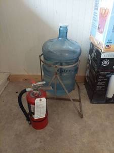 lot 5438 image: Water Bottle Holder and Fire Extinguisher