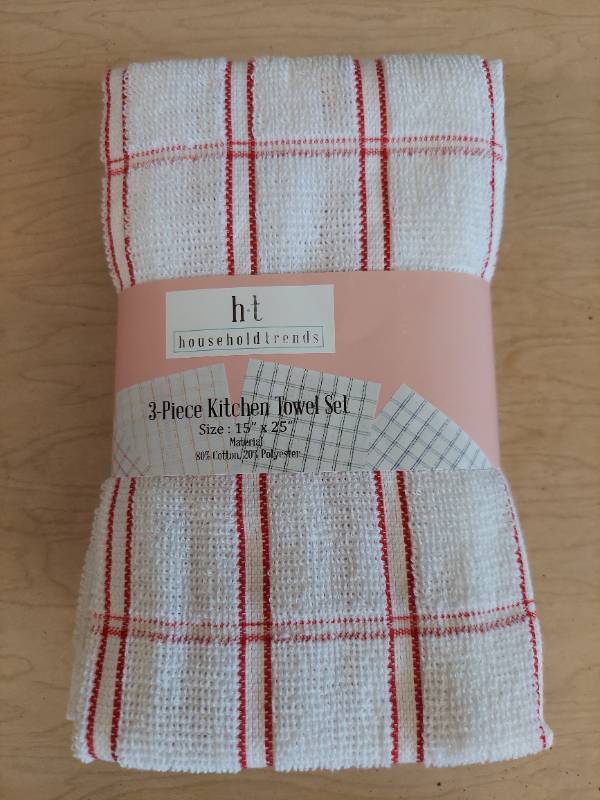lot 2510 image: 3 Pc Kitchen Towel Set - Red