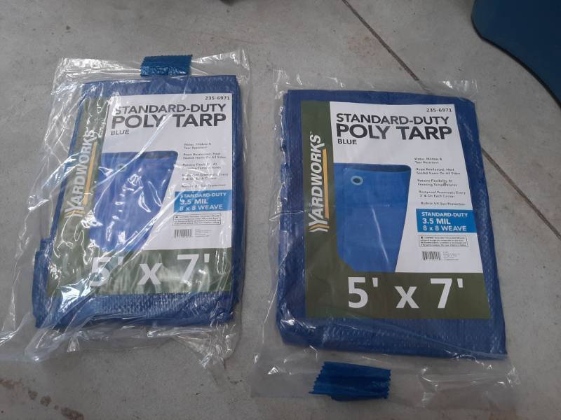 lot 7014 image: (2) 5 X 7 Blue Tarps