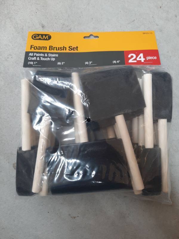lot 7045 image: 24 Piece Foam Paint Stain Sponge Brush Set 1 2 3 4 Assorted Pack Wood Handle
