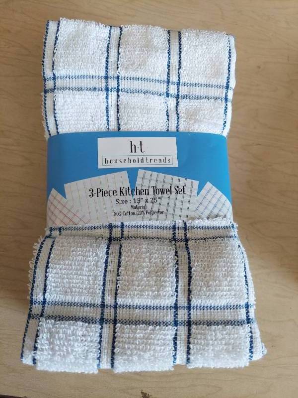 lot 7058 image: 3 Piece Kitchen Towel Set - Blue