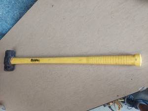 lot 1084 image: sledge Hammer