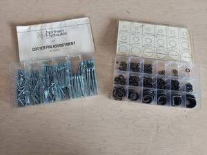 lot 1094 image: cotter pins and o-rings