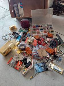 lot 1105 image: assorted automotive electrical