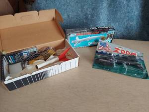 lot 1107 image: model rockets