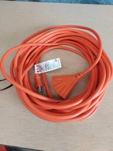 lot 1115 image: approximately 50 ft extension cord